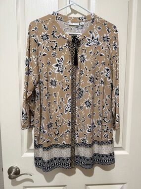 Susan Graver Beige Floral Tie-Front Tunic Top